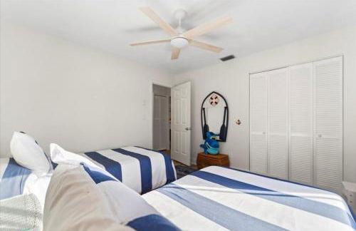 Waterfront - Private Pool - Pet Friendly - Photo 69