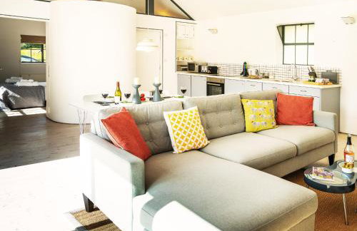 The Workshop by The Suffolk Cottage Collection - Photo 8