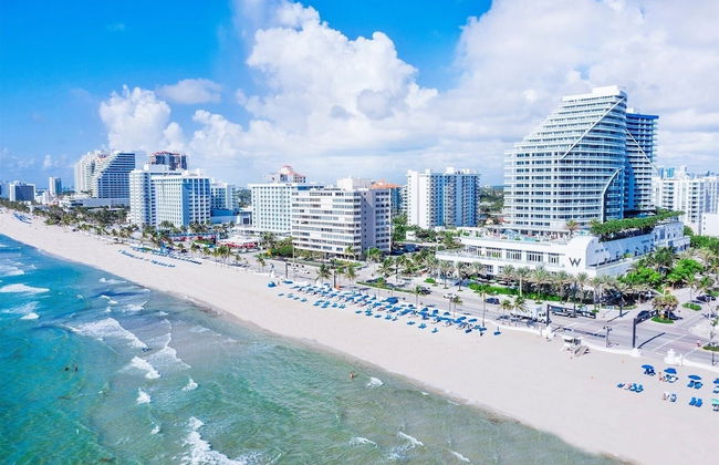 W Residences 2 Bedroom Suite 2 Condo by RedAwning - Photo 38