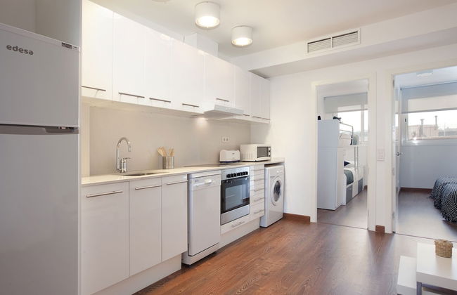 AB Montjuic - Photo 21