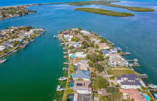 Island Estate Waterfront Villa - Foto 45