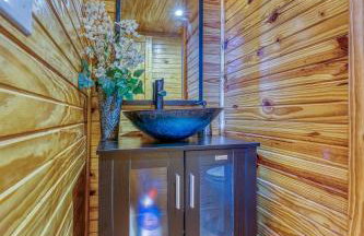 The Gemini-a dreamy, waterfront tiny cabin - Foto 18