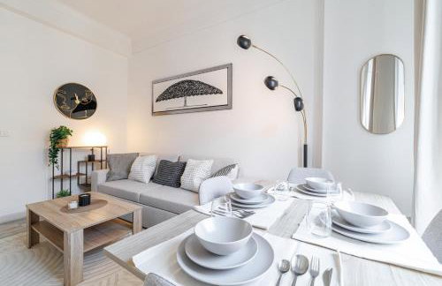 Nice Apt - City Center, Wifi, AC, 2-6 Pers - Foto 2