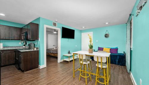 1BR Apt with Fully Equipped Kitchen Close to Major Attractions - Foto 1