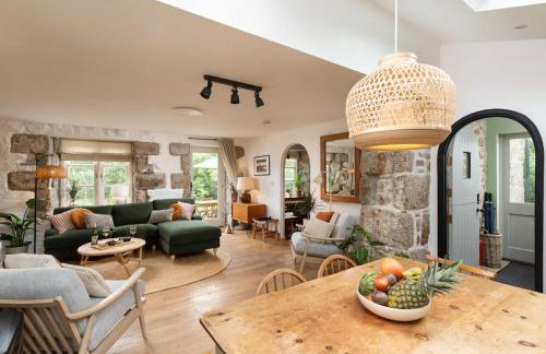 Naut Retreat - Idyllic hideaway with hot tub, gym & gamesroom ideally located in Zennor near St Ives - Photo 24