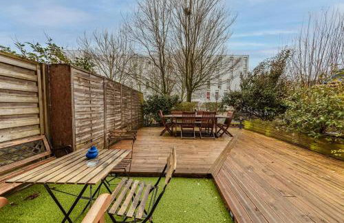 Le Saint Cyr - bel appartement, parking & terrasse - Foto 13