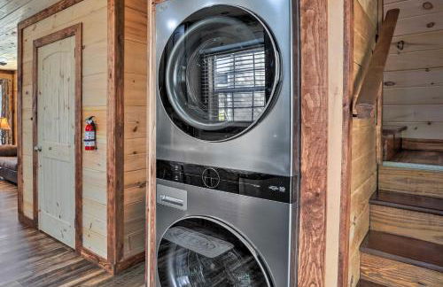 10 Mi to Drive-In Lakefront Trenton Cabin! - Foto 12