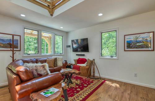 Windows Over Waterfalls - Foto 23