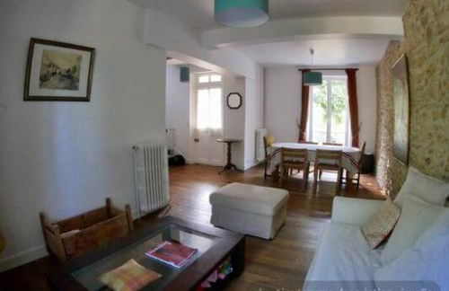 House near forest - Foto 4