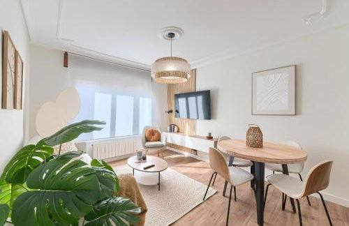 VT reformado y acogedor en zona residencial tranquila - Foto 1