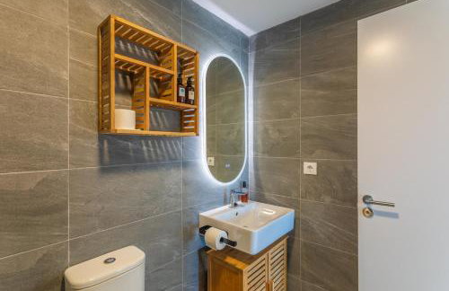 Apartamento con terraza, piscina y parking - Foto 27