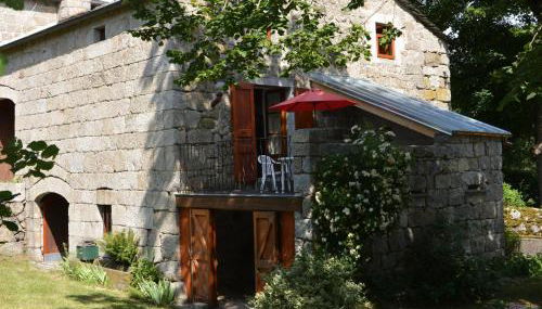 Charmante Maison en Granit Près de Tence - FR-1-582-134 - Foto 3