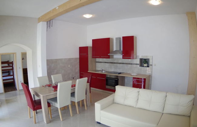 Holiday Home in Sajini With Pool Near Beach - Foto 8