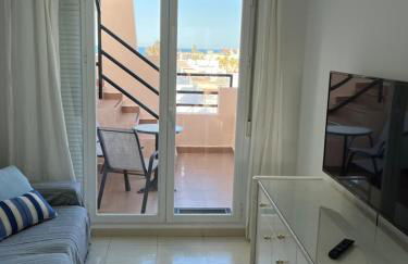 Ático con vistas al mar y piscina privada - Foto 18