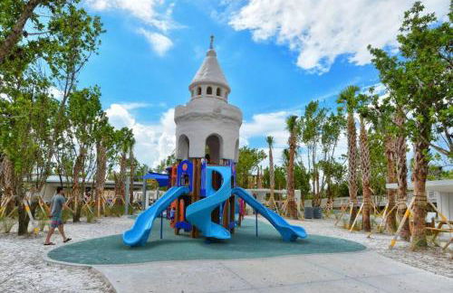 Close to Siesta Key, Shopping, Restaurants & More! - Foto 43