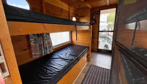 Hausfloßvermietung auf der Peene am Kummerower See in Mecklenburg Vorpommern 15 PS - Foto 2