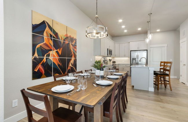 Noco Retreat - King Beds, Fireplace, Scenic Trails - Foto 26