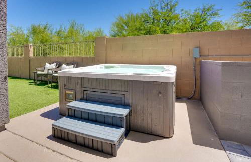half Mi to Lake Family Home with Hot Tub in Goodyear - Foto 42