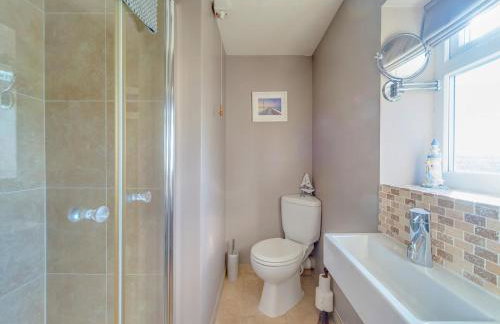 4 Bed in Ningwood oc-ic048 - Photo 16