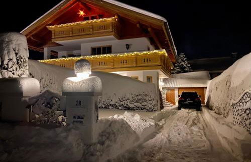 Ferienwohnung Bergblick für bis 13 oder 14 Personen mit 5 Schlafzimmer und 3 Bäder - Foto 18