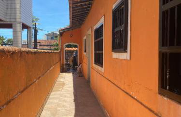 Casa pé na areia 50 metros do mar próximo a Plataforma de Pesca e Feirinha de Artesanato ótimo lugar para relaxar com a família - Foto 7