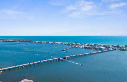 NEW! Manatee Dreams, Pool & Boat Slip, Min to AMI! - Foto 51