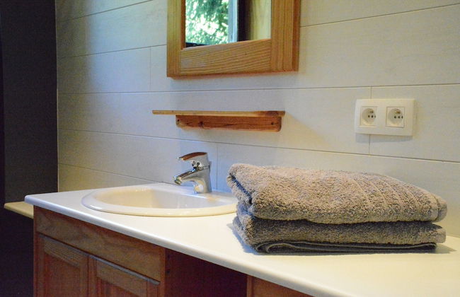 Luxury Pet Friendly Chalet in Bièvre near Forest - Foto 10