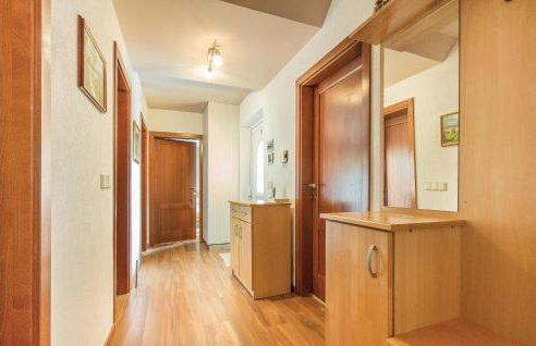 Three-Bedroom Holiday Home In Porec - Foto 20