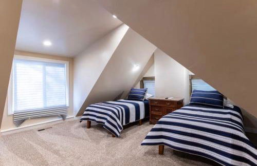 Huge Historic Renovated Home-Walk to All-Highlands - Foto 13