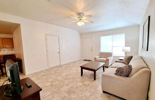 3-Bedroom Duplex 1 Car Garage in Harker Heights - Photo 13