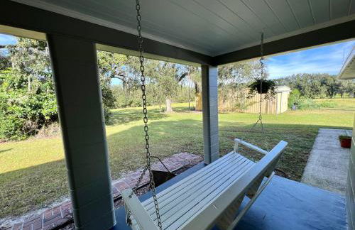 Quiet Farmhouse IN THE COUNTRY close to major theme parks - Photo 2