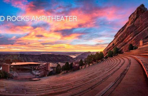 Central Denver Hangout with Huge Backyard - Foto 34