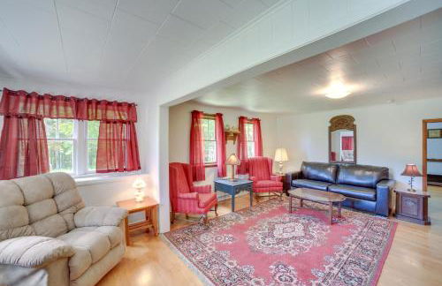 1 Mi to Lake Superior Cottage with Sauna and Rec Room - Foto 1