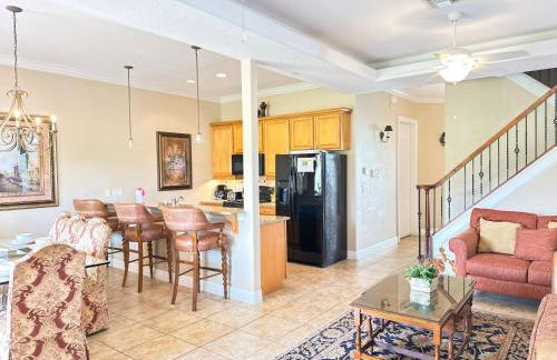 RR7510 – 6BR Villa w/ Game - Foto 3