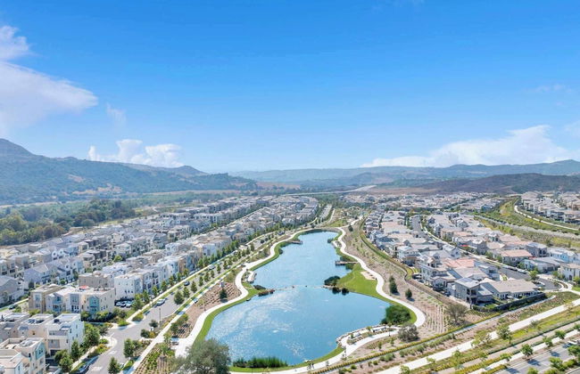 @marbella Lane - Stylish Dream Home in RMV w/ Pool - Photo 80