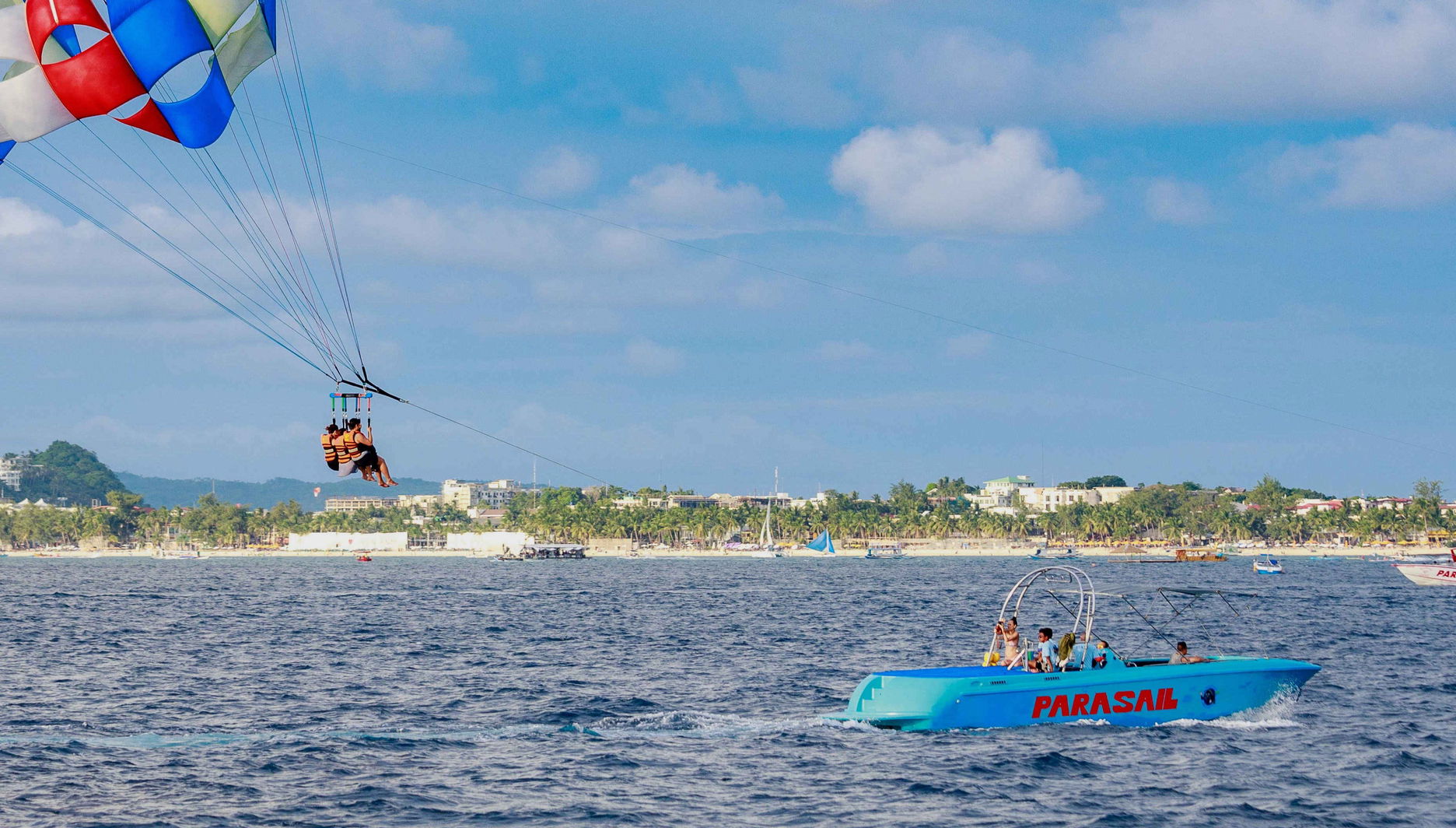 Parasailing em Boracay