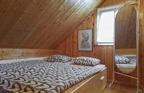 5 Bedroom Cozy Home In Sertic Poljana - Foto 18