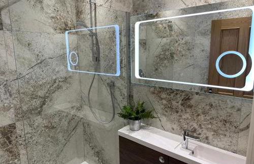 Willshaw Suites for families over 25 only - Foto 27