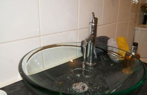 Top Floor at Cantref House - Photo 15