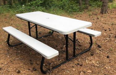 Woodsy and Private- Rustic Cabin - Foto 15