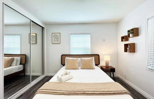 Charming 3BR Spot Near LAX, SoFi and Forum - Foto 14