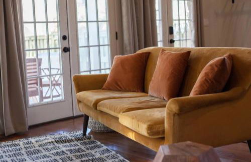 Secret Garden Studio w/ Hot Tub: Near Forsyth Park - Foto 8