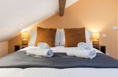 Modern 5B House - Ideal for Contractors & Families - Photo 4