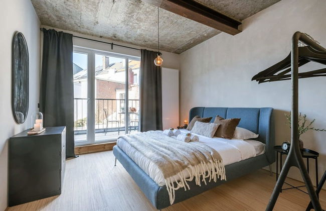 Industrial Apartment With Terrace in Antwerp - Photo 40