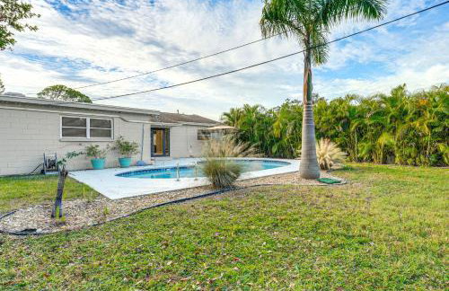 5 Mi to Downtown St Pete Private Oasis with Yard - Foto 22