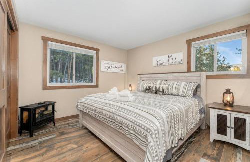 The Pine Getaway on 60 Acres with Hot Tub - Photo 35