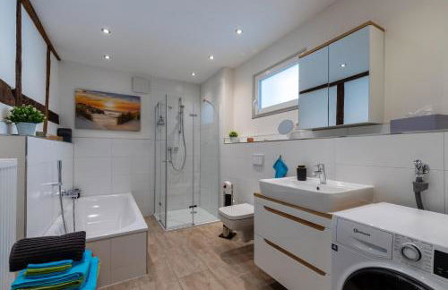 2 BR Apartment mit Parkplatz - Foto 18