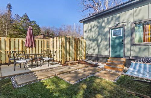 Secluded Tiny Home in Exclusive Paris Mountain! - Foto 6