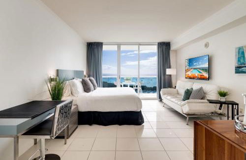 Ocean View Balcony steps from Restaurants, Peacock Park & Marina - Foto 2