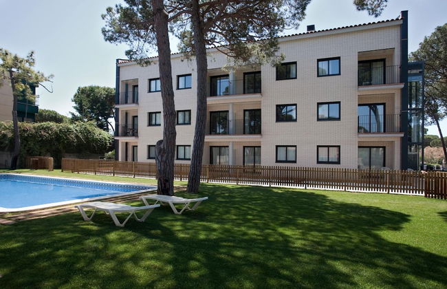 SG Marina 54 Apartments - Photo 26